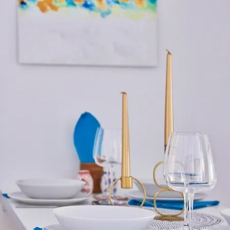 Zentrale Und Helle Ferienwohnung Mit Terrasse Lisbon