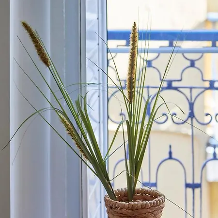 Apartment Zentrale Und Helle Ferienwohnung Mit Terrasse Lisbon